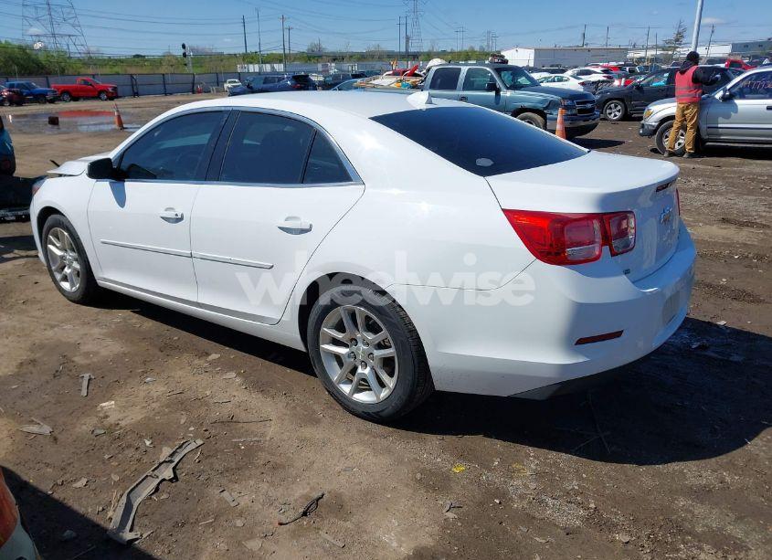 Photo 3 of 2014 Chevrolet Malibu 1LT (VIN 1G11C5SL7EF210303)