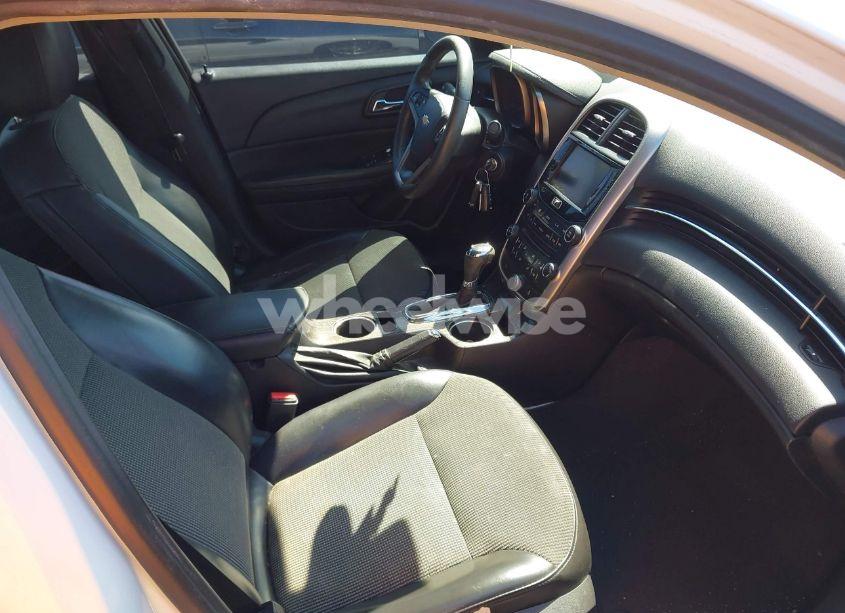 Photo 5 of 2014 Chevrolet Malibu 1LT (VIN 1G11C5SL7EF210303)