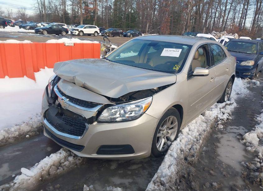 Photo 2 of 2014 Chevrolet Malibu 1LT (VIN 1G11C5SL7EF237761)