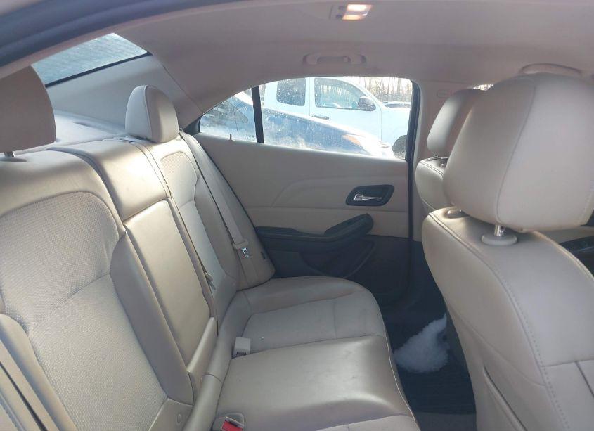Photo 8 of 2014 Chevrolet Malibu 1LT (VIN 1G11C5SL7EF237761)