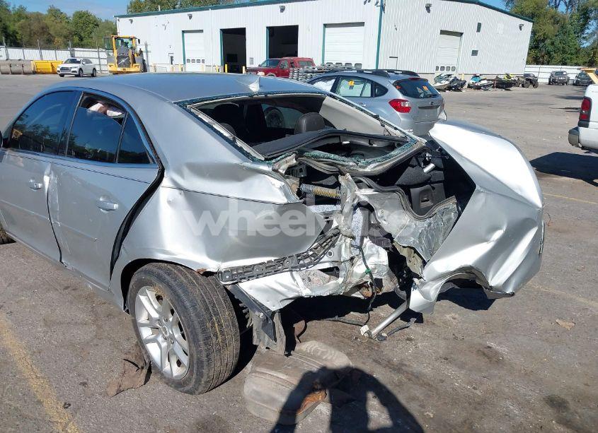 Photo 6 of 2015 Chevrolet Malibu 1LT (VIN 1G11C5SL7FF115189)