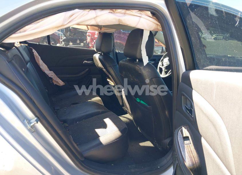 Photo 8 of 2015 Chevrolet Malibu 1LT (VIN 1G11C5SL7FF115189)
