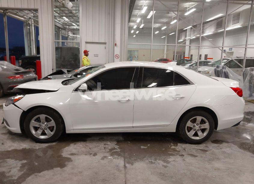 Photo 14 of 2015 Chevrolet Malibu 1LT (VIN 1G11C5SL7FF117413)