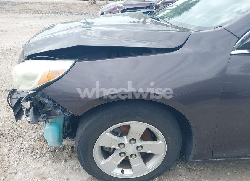 Photo 6 of 2015 Chevrolet Malibu 1LT (VIN 1G11C5SL7FF153537)
