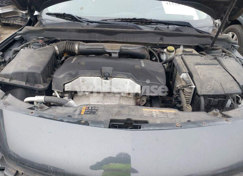 Photo 10 of 2015 Chevrolet Malibu 1LT (VIN 1G11C5SL7FF187400)