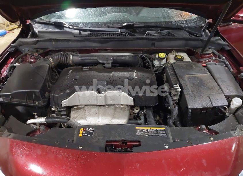 Photo 10 of 2015 Chevrolet Malibu 1LT (VIN 1G11C5SL7FF192595)