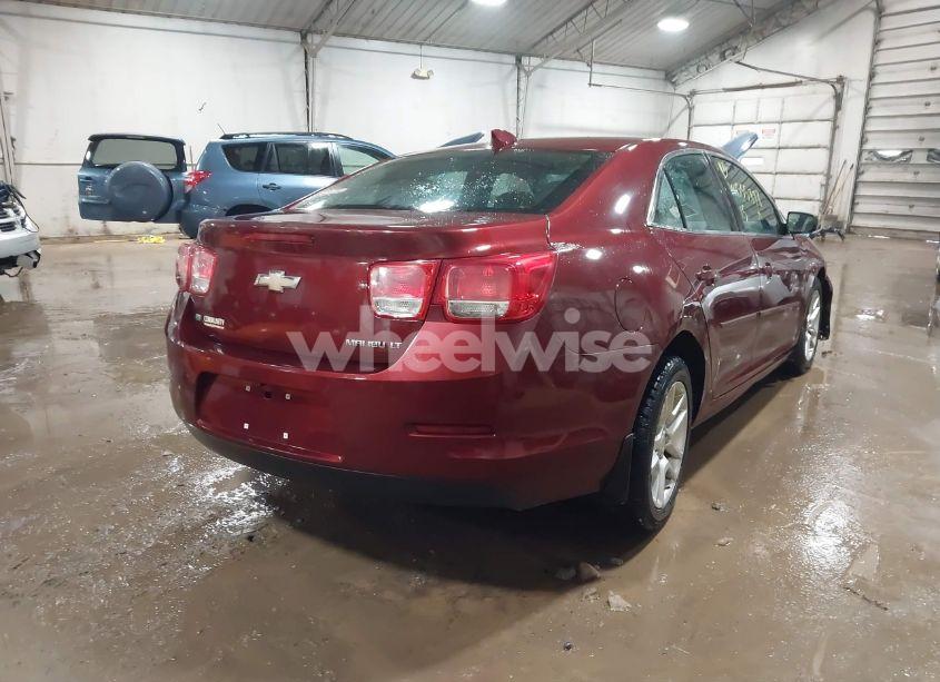 Photo 4 of 2015 Chevrolet Malibu 1LT (VIN 1G11C5SL7FF192595)
