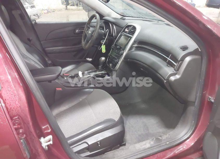 Photo 5 of 2015 Chevrolet Malibu 1LT (VIN 1G11C5SL7FF192595)