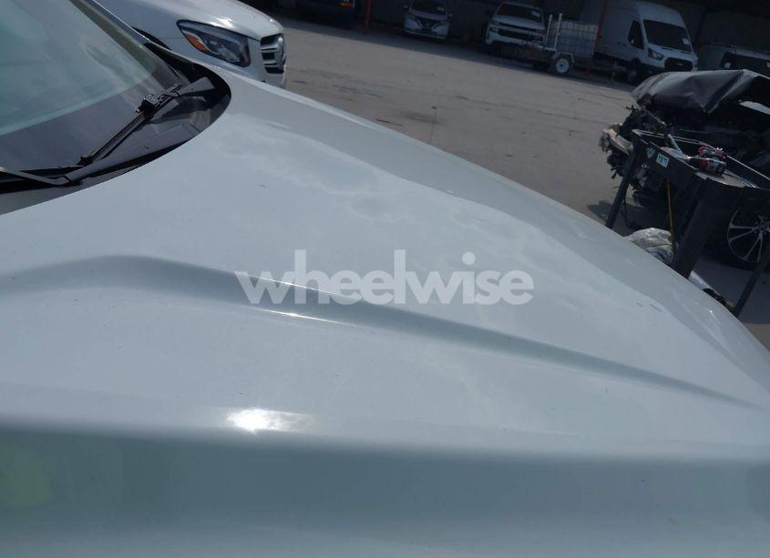 Photo 12 of 2015 Chevrolet Malibu 1LT (VIN 1G11C5SL7FF212442)