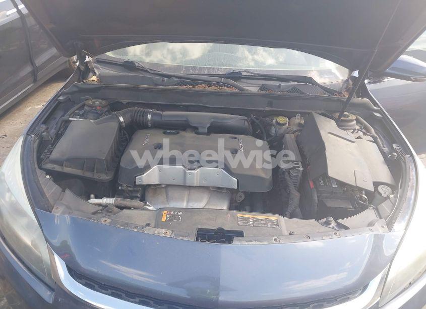 Photo 10 of 2015 Chevrolet Malibu 1LT (VIN 1G11C5SL7FF214532)