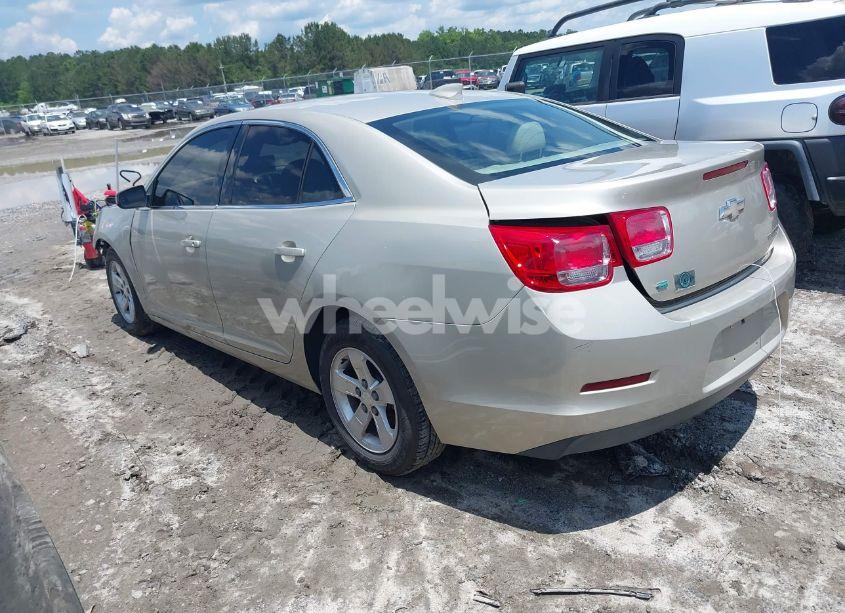 Photo 3 of 2015 Chevrolet Malibu 1LT (VIN 1G11C5SL7FF215650)