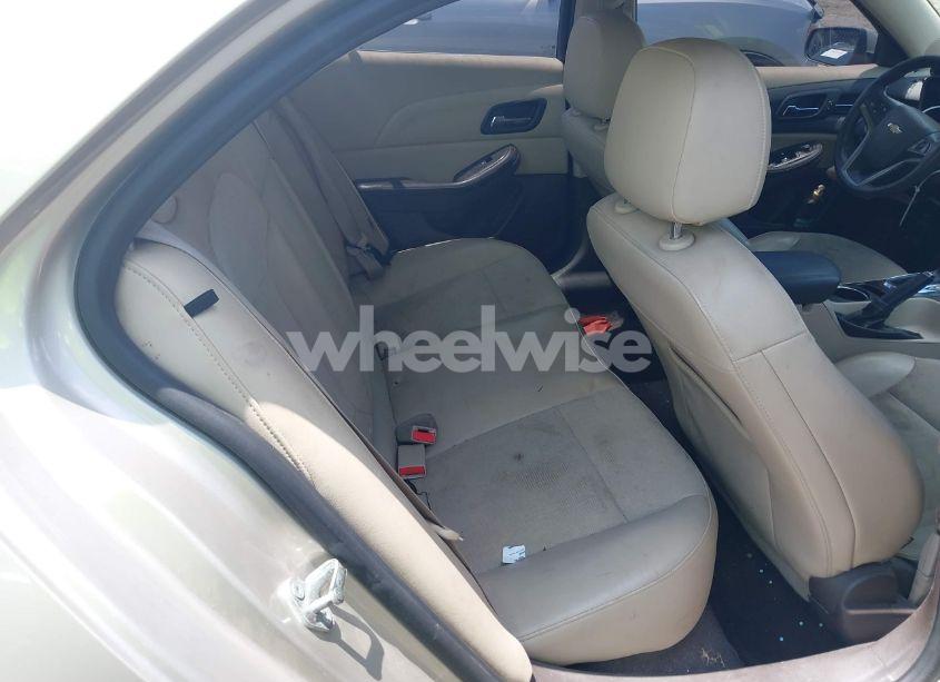 Photo 8 of 2015 Chevrolet Malibu 1LT (VIN 1G11C5SL7FF215650)