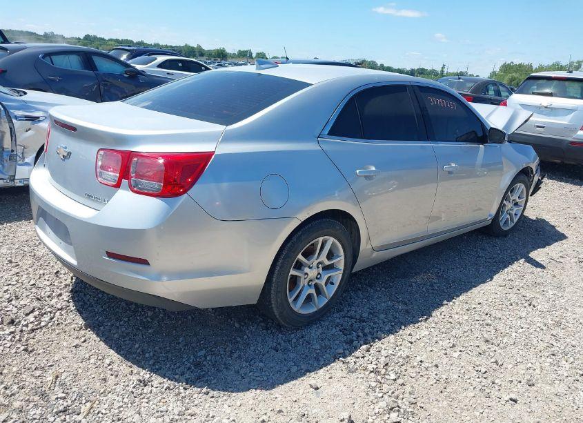 Photo 4 of 2015 Chevrolet Malibu 1LT (VIN 1G11C5SL7FF222548)