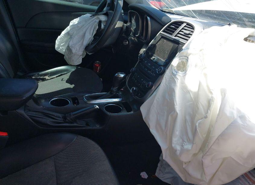 Photo 5 of 2015 Chevrolet Malibu 1LT (VIN 1G11C5SL7FF222548)