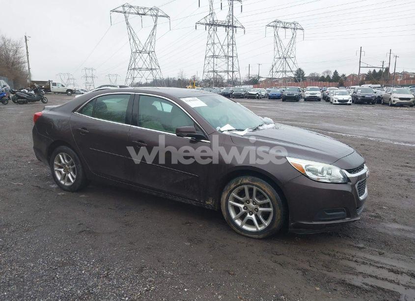 2015 Chevrolet Malibu 1LT (VIN 1G11C5SL7FF244890) main photo
