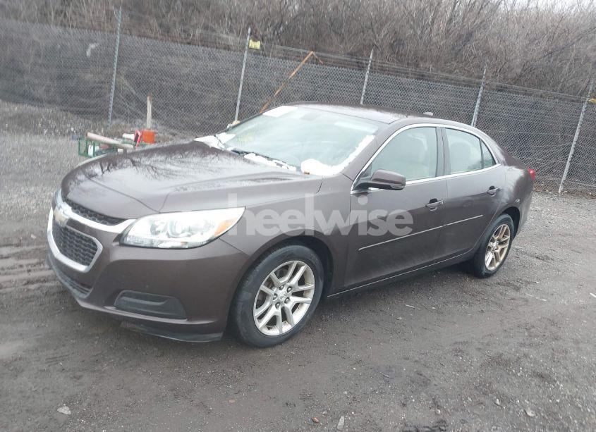 Photo 2 of 2015 Chevrolet Malibu 1LT (VIN 1G11C5SL7FF244890)