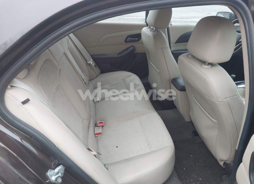 Photo 8 of 2015 Chevrolet Malibu 1LT (VIN 1G11C5SL7FF244890)