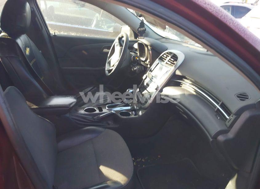 Photo 5 of 2015 Chevrolet Malibu 1LT (VIN 1G11C5SL7FF297265)