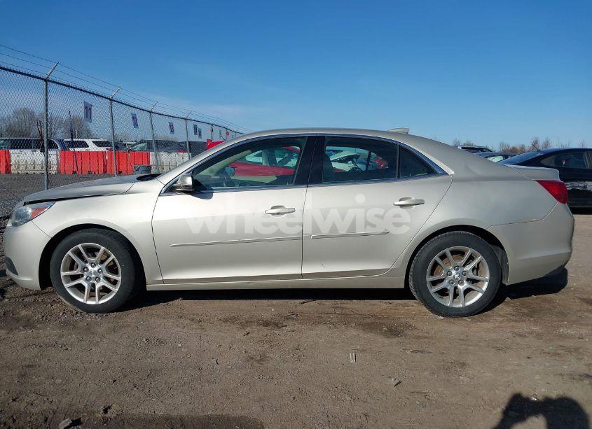 Photo 14 of 2015 Chevrolet Malibu 1LT (VIN 1G11C5SL7FF311701)