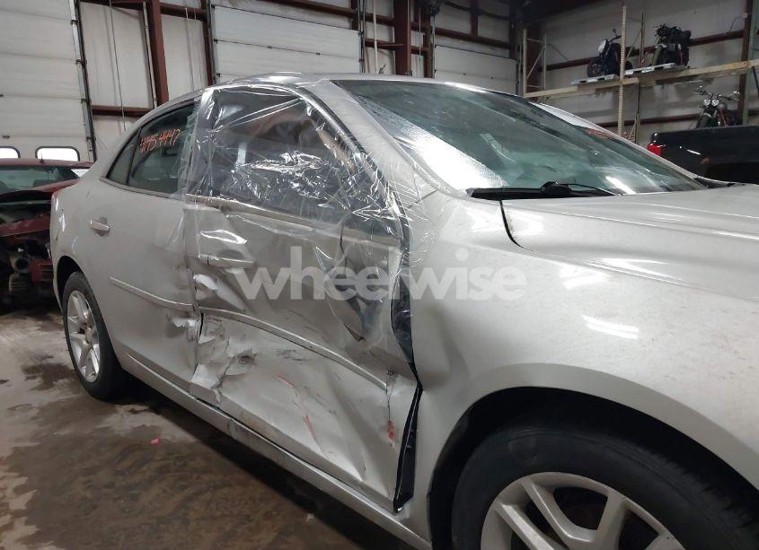 Photo 6 of 2015 Chevrolet Malibu 1LT (VIN 1G11C5SL7FF323492)