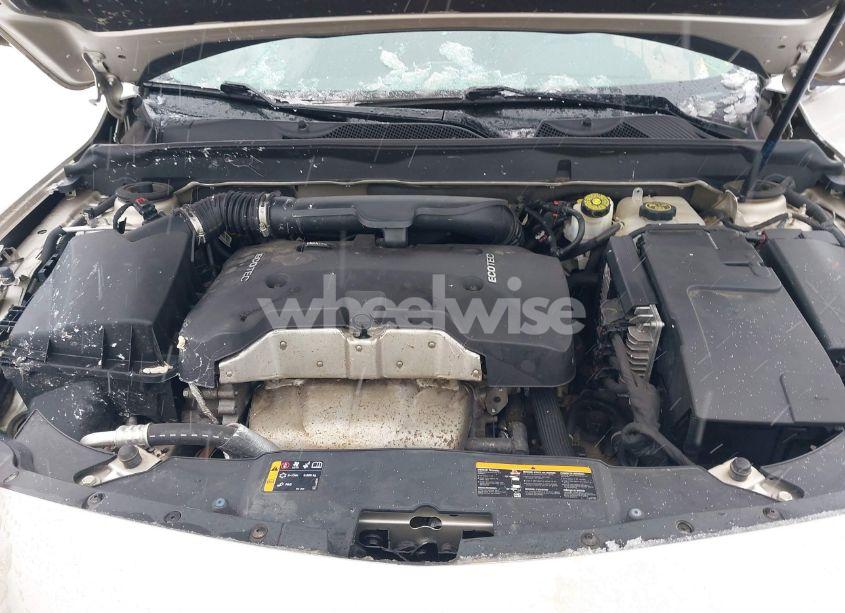 Photo 10 of 2015 Chevrolet Malibu 1LT (VIN 1G11C5SL7FF348201)