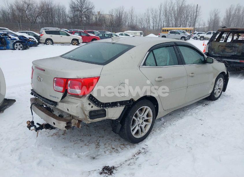 Photo 4 of 2015 Chevrolet Malibu 1LT (VIN 1G11C5SL7FF348201)