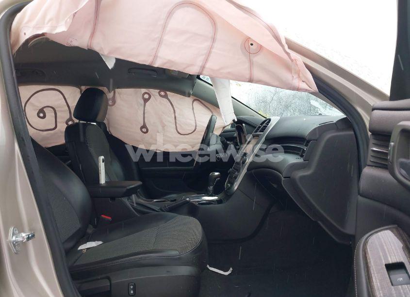 Photo 5 of 2015 Chevrolet Malibu 1LT (VIN 1G11C5SL7FF348201)