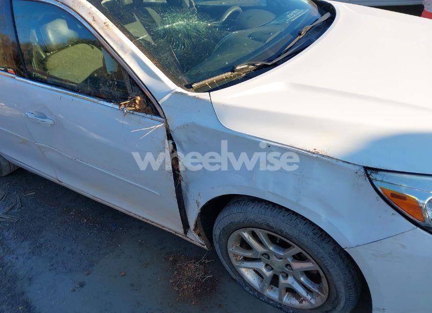 Photo 6 of 2015 Chevrolet Malibu 1LT (VIN 1G11C5SL7FU121523)