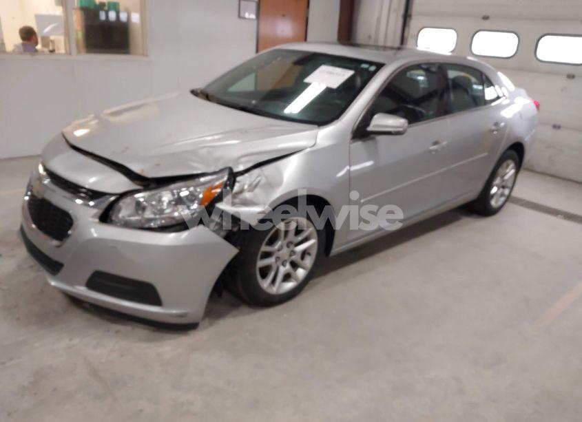 Photo 2 of 2015 Chevrolet Malibu 1LT (VIN 1G11C5SL7FU144011)