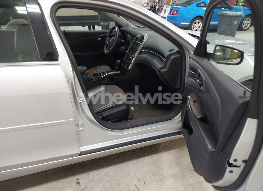 Photo 5 of 2015 Chevrolet Malibu 1LT (VIN 1G11C5SL7FU144011)