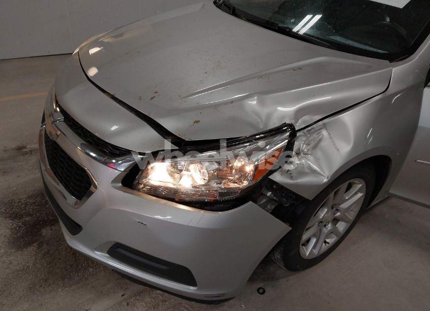 Photo 6 of 2015 Chevrolet Malibu 1LT (VIN 1G11C5SL7FU144011)