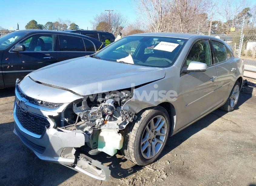 Photo 2 of 2015 Chevrolet Malibu 1LT (VIN 1G11C5SL7FU145384)