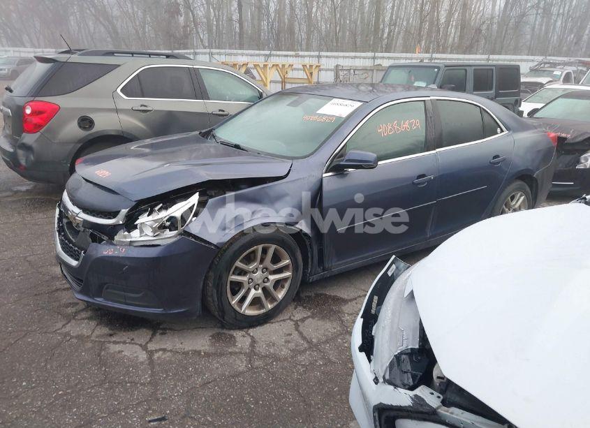 Photo 2 of 2014 Chevrolet Malibu 1LT (VIN 1G11C5SL8EF111327)