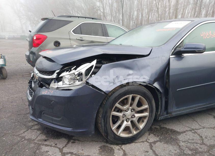 Photo 6 of 2014 Chevrolet Malibu 1LT (VIN 1G11C5SL8EF111327)