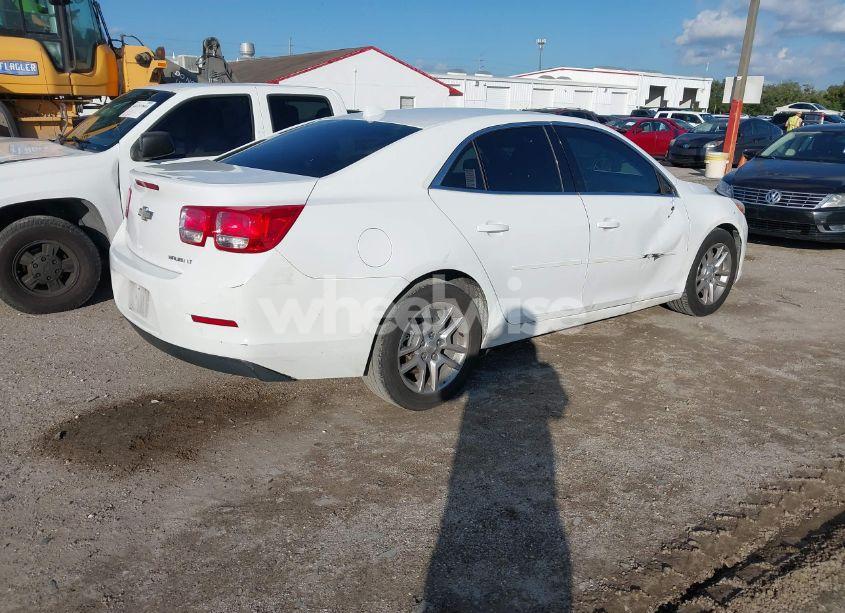 Photo 4 of 2014 Chevrolet Malibu 1LT (VIN 1G11C5SL8EF138558)
