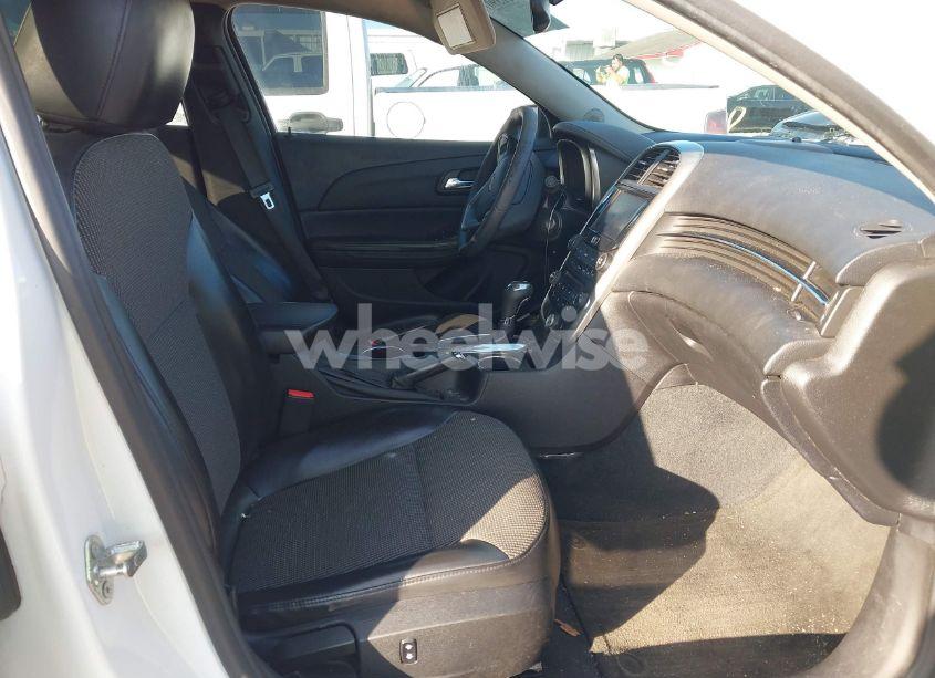 Photo 5 of 2014 Chevrolet Malibu 1LT (VIN 1G11C5SL8EF138558)
