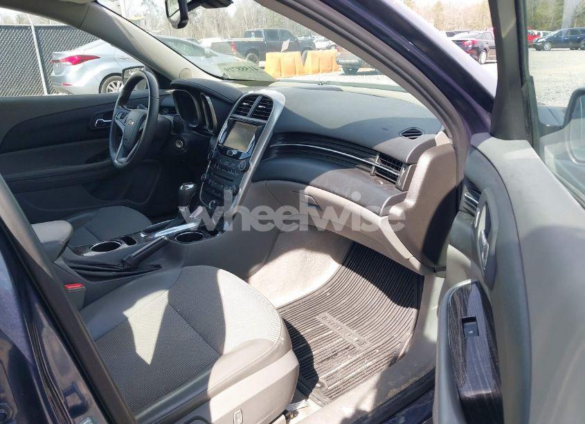 Photo 5 of 2014 Chevrolet Malibu 1LT (VIN 1G11C5SL8EF190174)