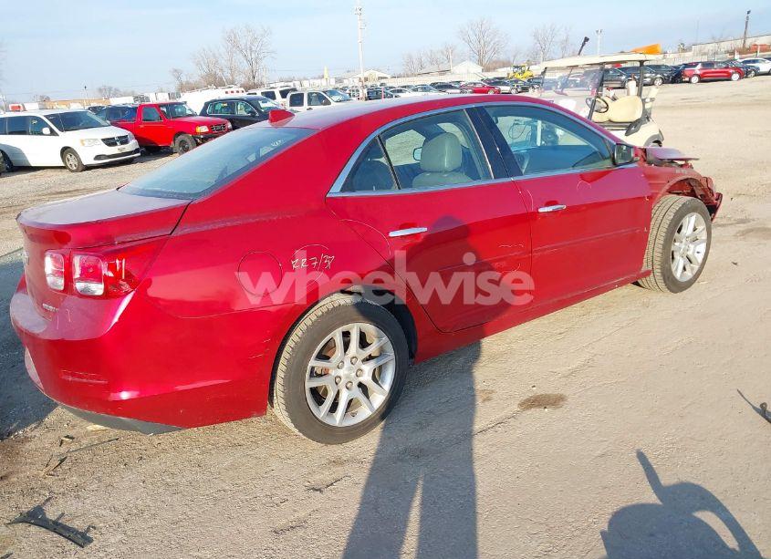 Photo 4 of 2014 Chevrolet Malibu 1LT (VIN 1G11C5SL8EF192152)