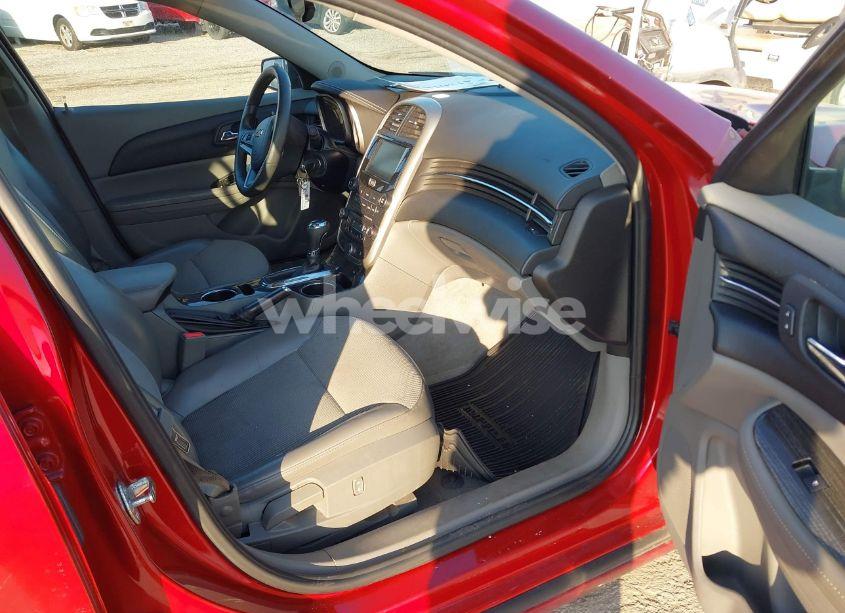Photo 5 of 2014 Chevrolet Malibu 1LT (VIN 1G11C5SL8EF192152)