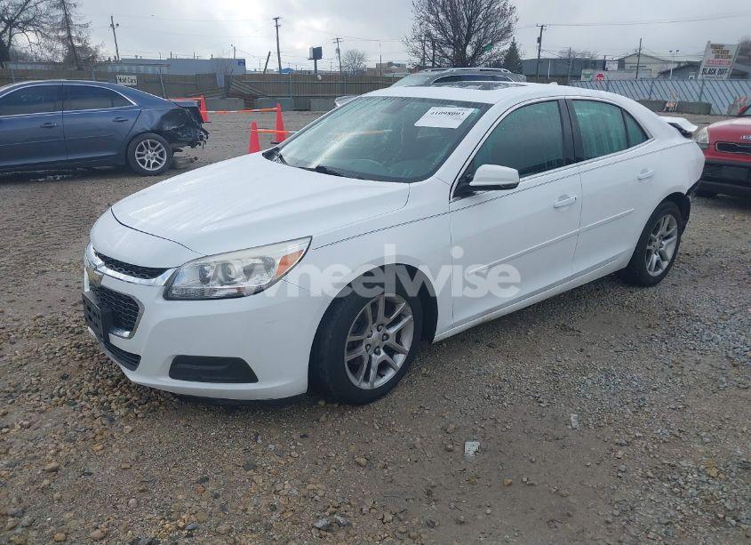Photo 2 of 2014 Chevrolet Malibu 1LT (VIN 1G11C5SL8EF237381)
