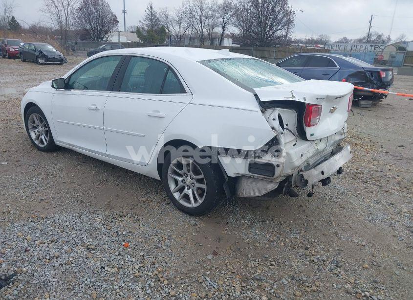 Photo 3 of 2014 Chevrolet Malibu 1LT (VIN 1G11C5SL8EF237381)