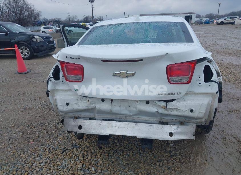 Photo 6 of 2014 Chevrolet Malibu 1LT (VIN 1G11C5SL8EF237381)