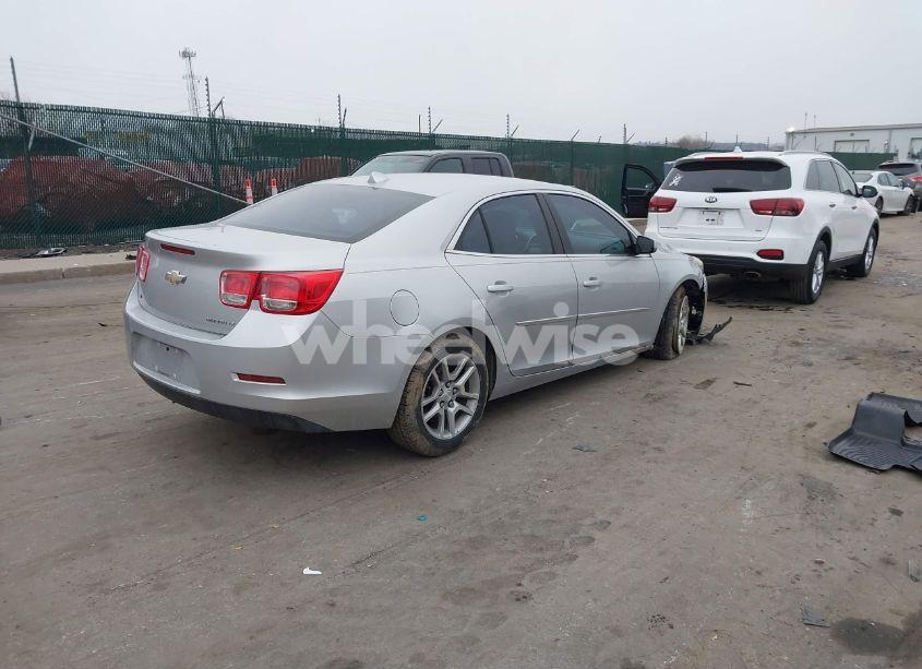 Photo 4 of 2014 Chevrolet Malibu 1LT (VIN 1G11C5SL8EF274625)