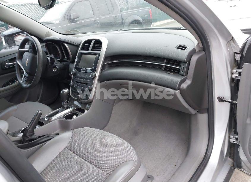 Photo 5 of 2014 Chevrolet Malibu 1LT (VIN 1G11C5SL8EF274625)
