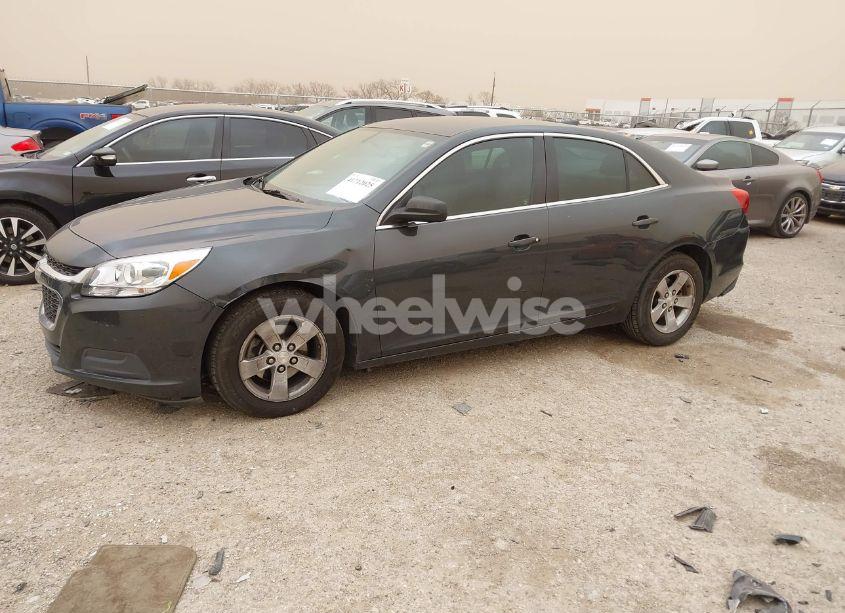 Photo 2 of 2015 Chevrolet Malibu 1LT (VIN 1G11C5SL8FF108090)