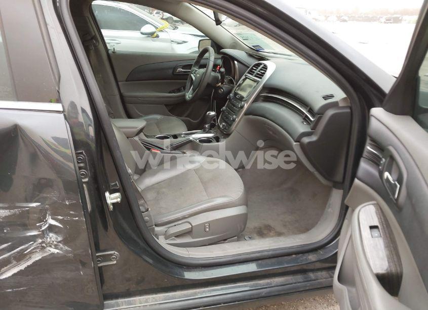 Photo 5 of 2015 Chevrolet Malibu 1LT (VIN 1G11C5SL8FF108090)