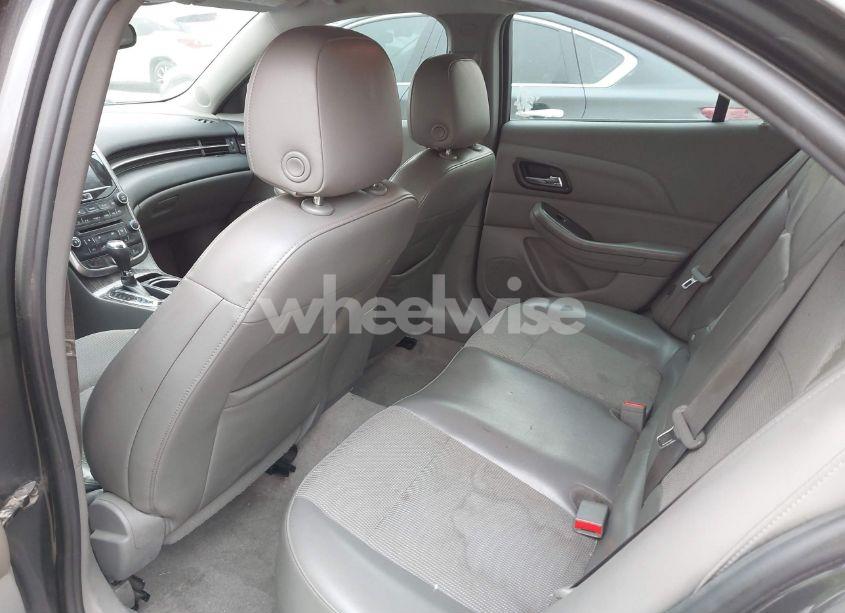 Photo 8 of 2015 Chevrolet Malibu 1LT (VIN 1G11C5SL8FF108090)