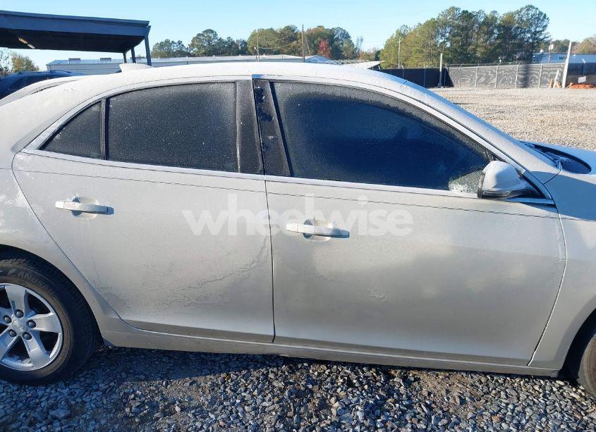 Photo 13 of 2015 Chevrolet Malibu 1LT (VIN 1G11C5SL8FF133118)