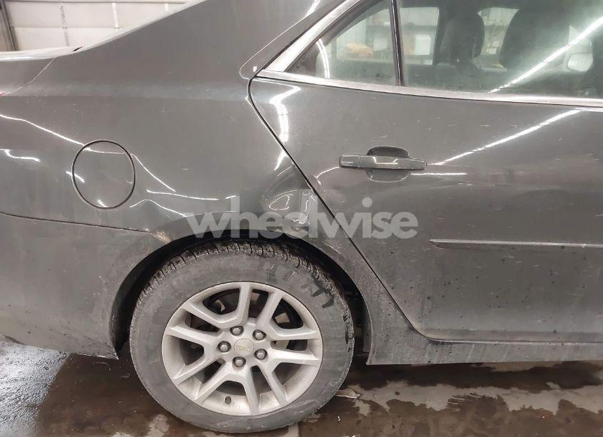 Photo 12 of 2015 Chevrolet Malibu 1LT (VIN 1G11C5SL8FF162585)