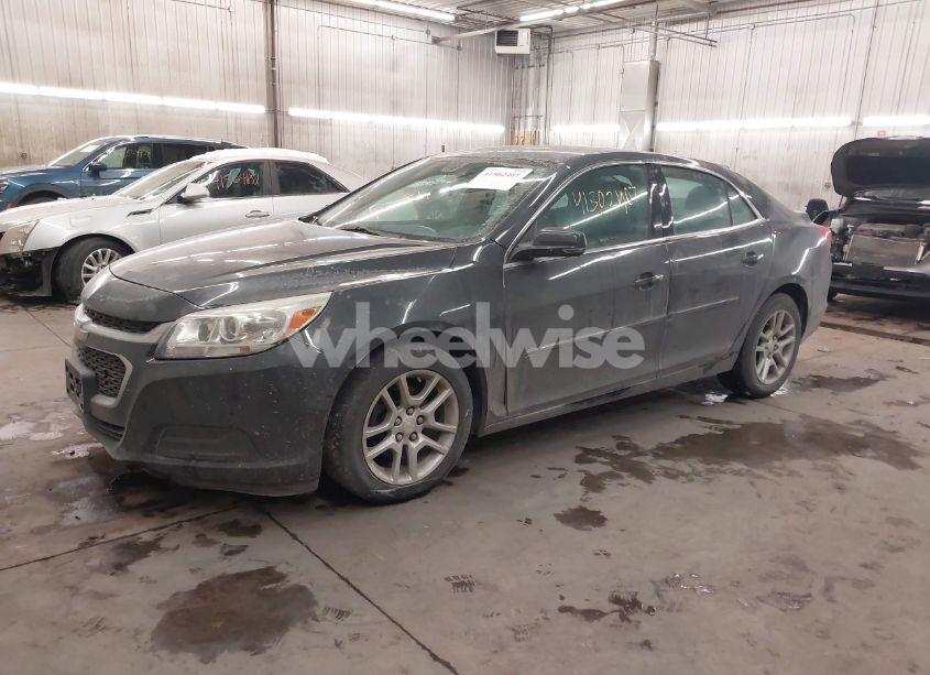 Photo 2 of 2015 Chevrolet Malibu 1LT (VIN 1G11C5SL8FF162585)